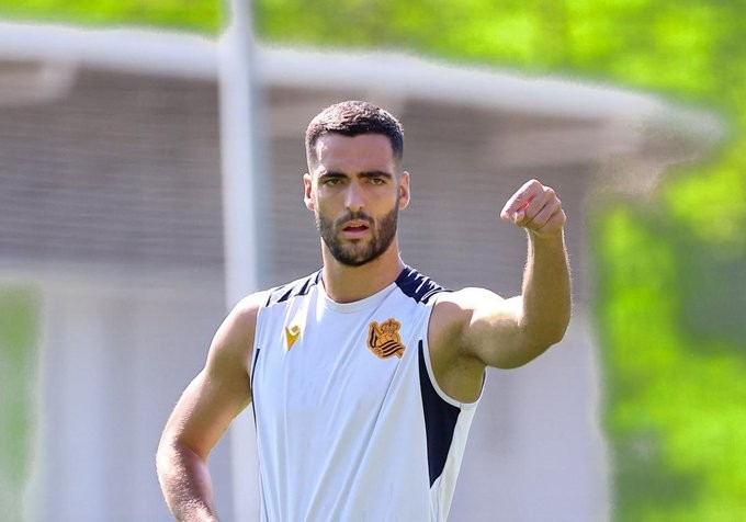 Última hora de Mikel Merino, Elustondo y Olasagasti Última hora de Mikel Merino, Elustondo y Olasagasti
