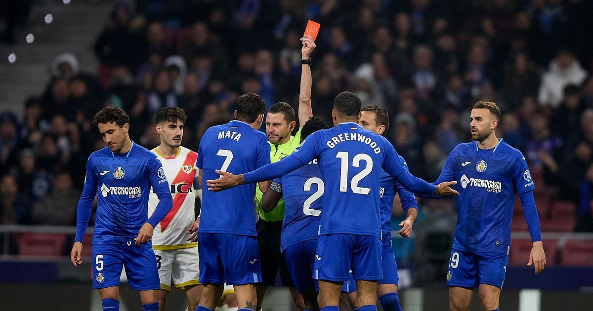 Tres expulsados en el Getafe, uno de ellos... ¡Mason Greenwood! ACTA ARBITRAL Tres expulsados en el Getafe, uno de ellos... ¡Mason Greenwood! ACTA ARBITRAL