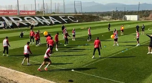 Daley Blind se ejercita al margen y última hora de Eric García, Juanpe y David López