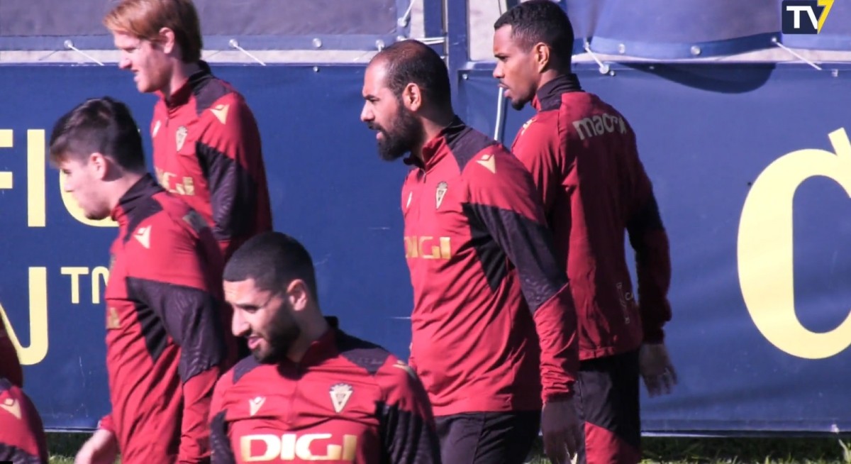 El Cádiz recupera a Fali en el entrenamiento de hoy El Cádiz recupera a Fali en el entrenamiento de hoy