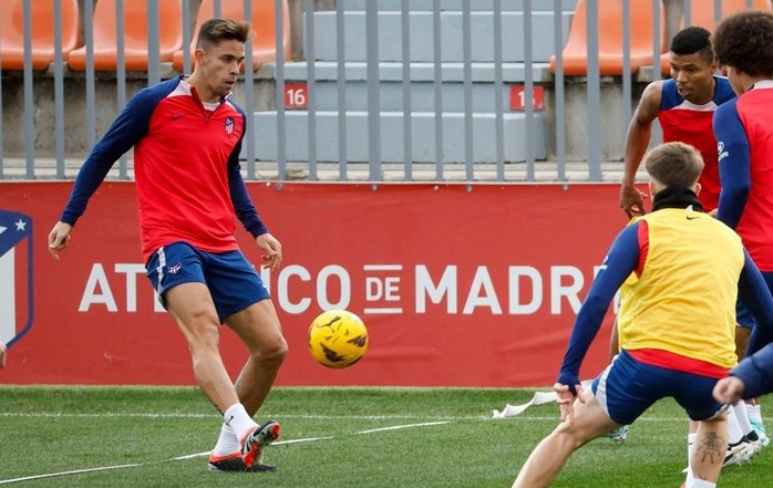 Sorpresa en el entrenamiento del Atlético de Madrid Sorpresa en el entrenamiento del Atlético de Madrid