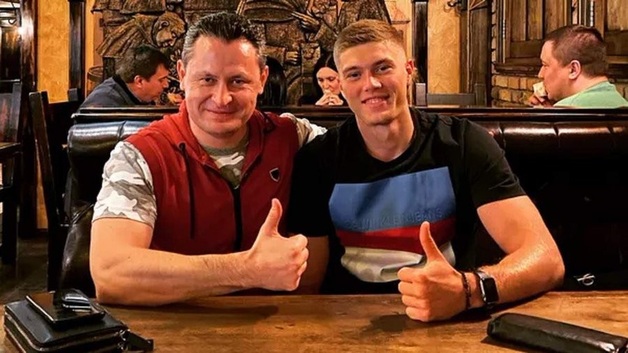 El agente de Dovbyk complica su fichaje por el Atlético El agente de Dovbyk complica su fichaje por el Atlético
