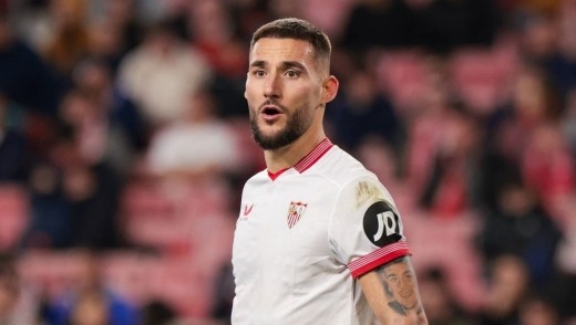 El Al-Shabab negocia con este jugador del Sevilla