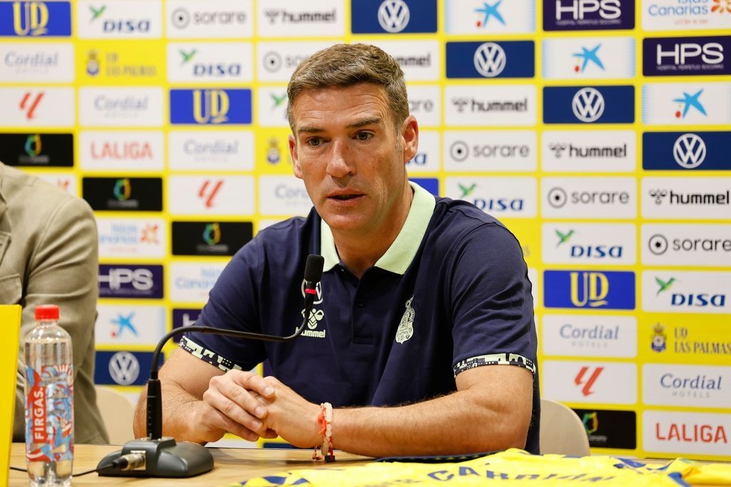 Luis Carrión sobre Kirian, Moleiro, Mika Marmol, Januzaj, McBurnie, Valles, Mata, Sandro, Cédric y la plantilla Luis Carrión sobre Kirian, Moleiro, Mika Marmol, Januzaj, McBurnie, Valles, Mata, Sandro, Cédric y la plantilla