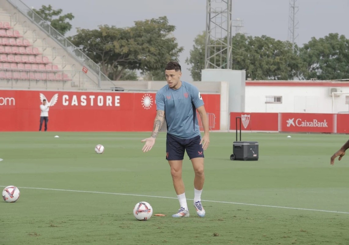 Baja importante en el entrenamiento del Sevilla Baja importante en el entrenamiento del Sevilla