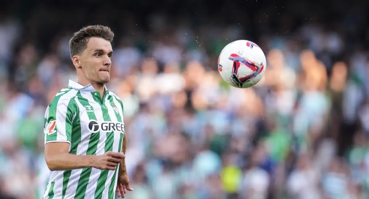 Diego Llorente talks about his discomfort and availability against Valencia Diego Llorente talks about his discomfort and availability against Valencia