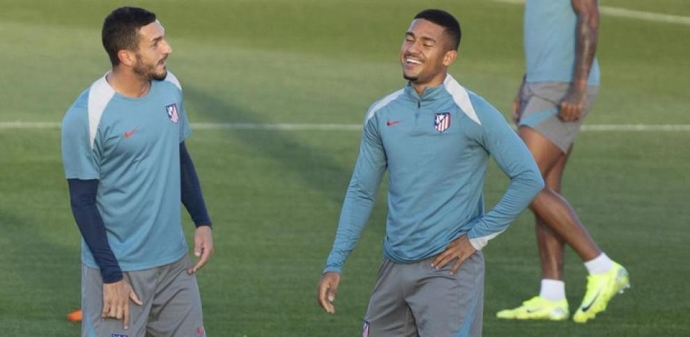 Dos nuevas bajas en el entrenamiento del Atlético y novedades con Pablo Barrios Dos nuevas bajas en el entrenamiento del Atlético y novedades con Pablo Barrios
