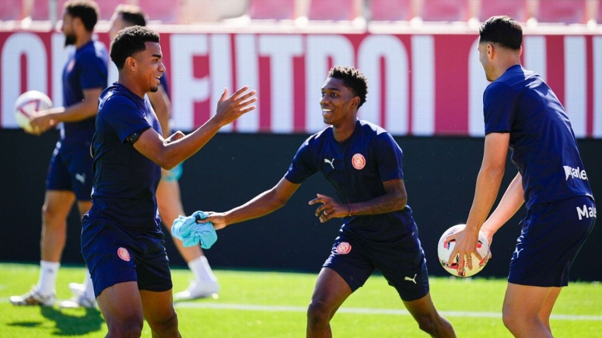 Arthur, Krejci y Miguel Gutiérrez no entrenan con el grupo Arthur, Krejci y Miguel Gutiérrez no entrenan con el grupo