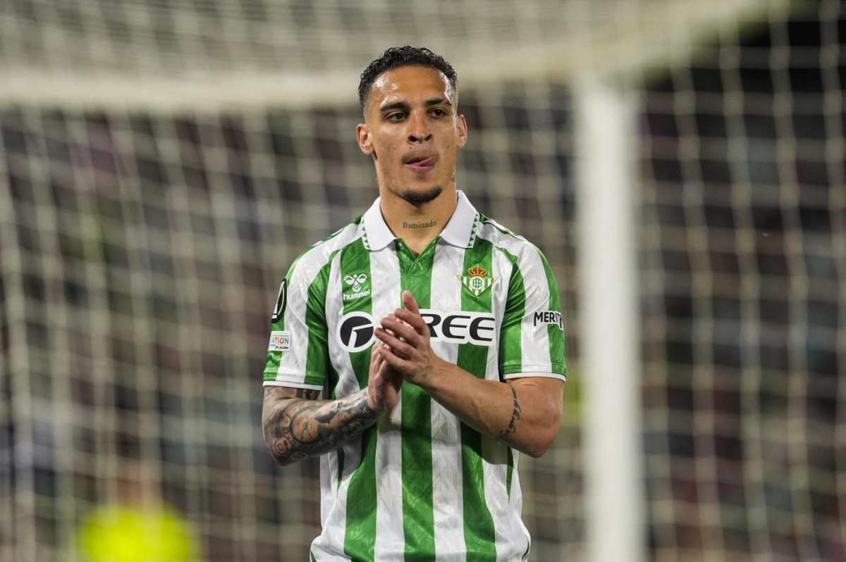 El Comité de Disciplina acepta el recurso del Betis y Antony podrá jugar ante el Real Madrid El Comité de Disciplina acepta el recurso del Betis y Antony podrá jugar ante el Real Madrid