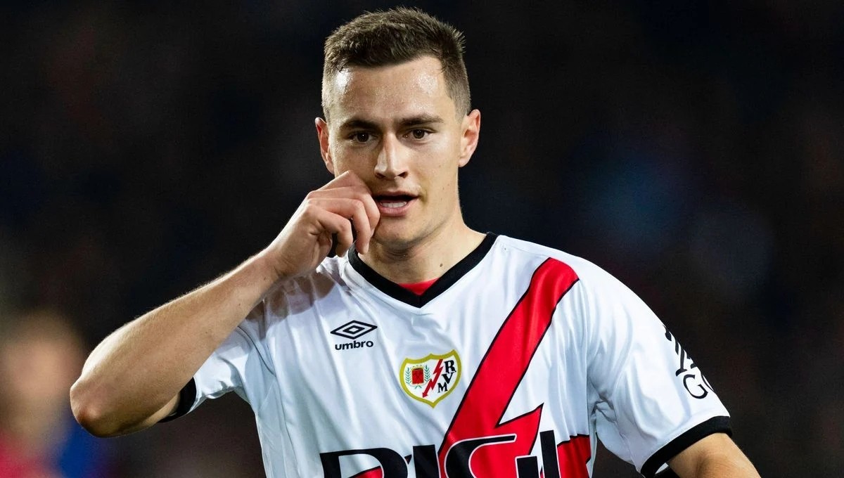El Rayo recurrirá los dos partidos de sanción a De Frutos ante Apelación El Rayo recurrirá los dos partidos de sanción a De Frutos ante Apelación