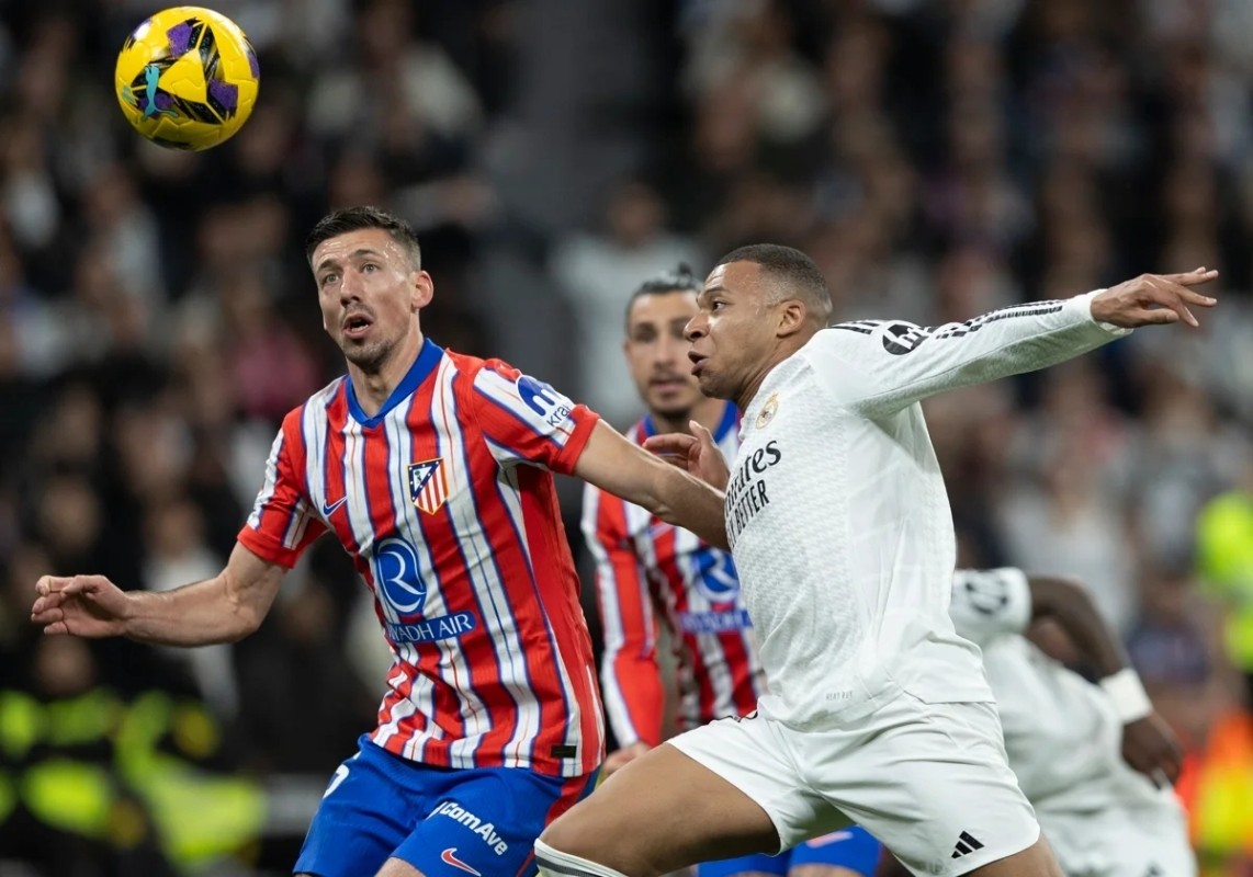 Posibles alineaciones del Real Madrid - Atlético de Madrid y dónde verlo en directo. Posibles alineaciones del Real Madrid - Atlético de Madrid y dónde verlo en directo.