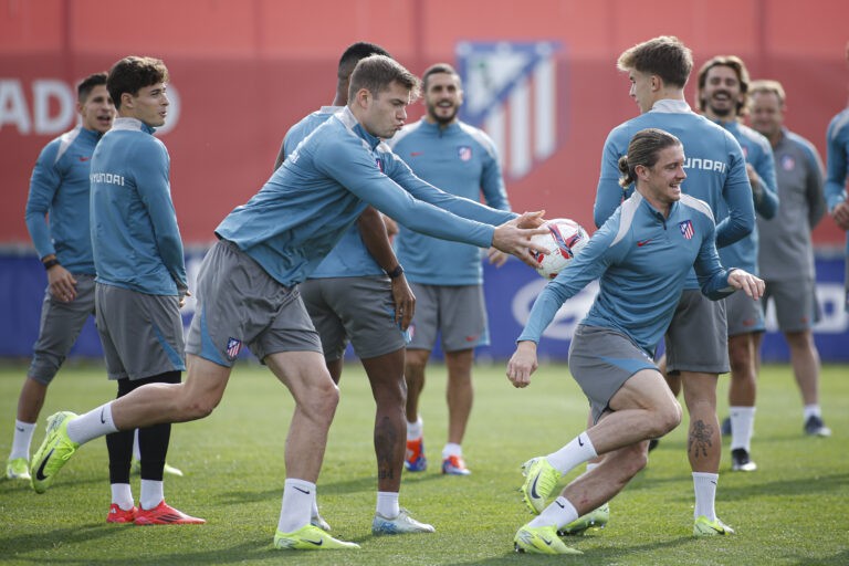 Último ensayo de Simeone antes de enfrentarse al Getafe Último ensayo de Simeone antes de enfrentarse al Getafe