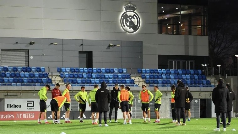 Nueva lesión en el centro del campo de la Real Sociedad Nueva lesión en el centro del campo de la Real Sociedad