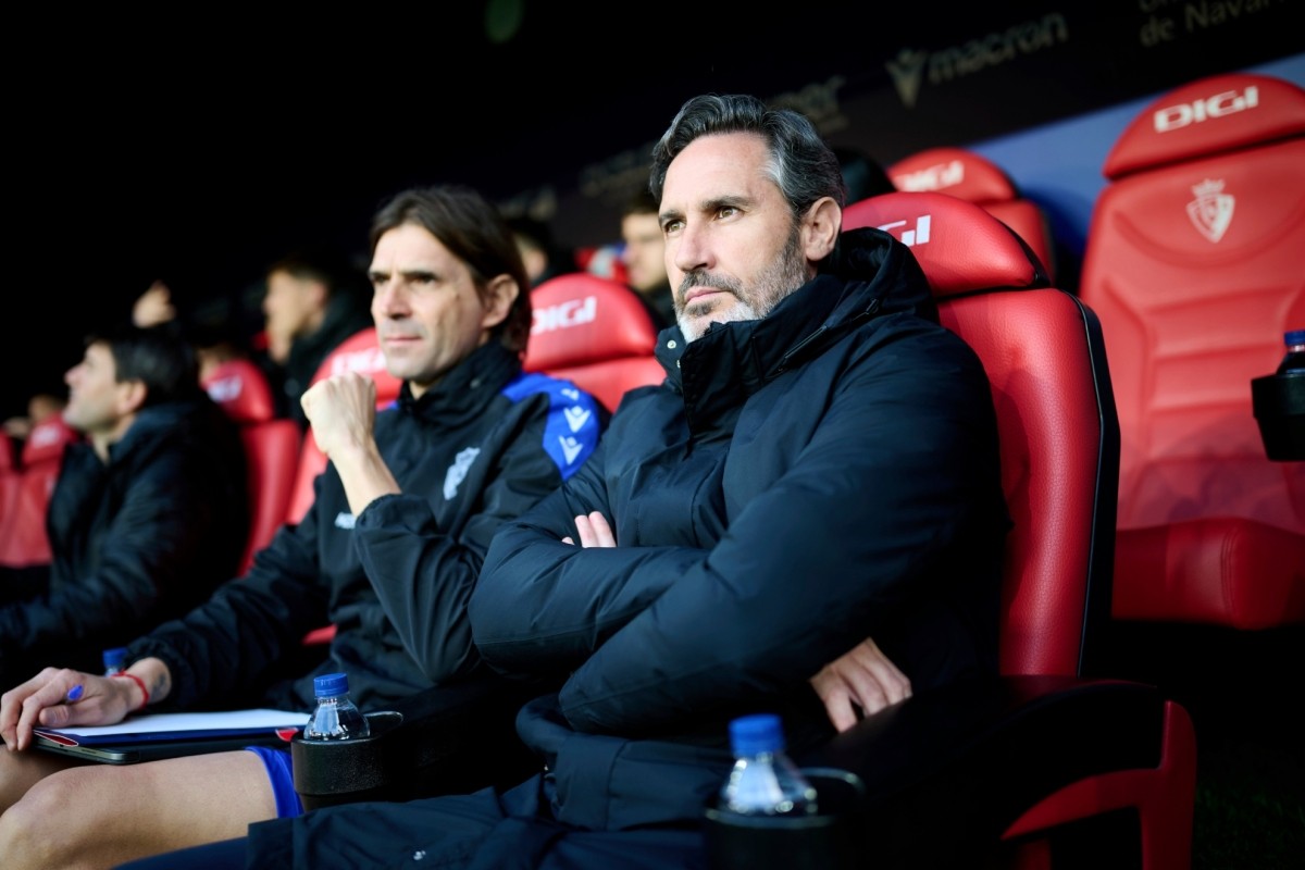 Vicente Moreno habla sobre la lesión de Bryan Zaragoza Vicente Moreno habla sobre la lesión de Bryan Zaragoza