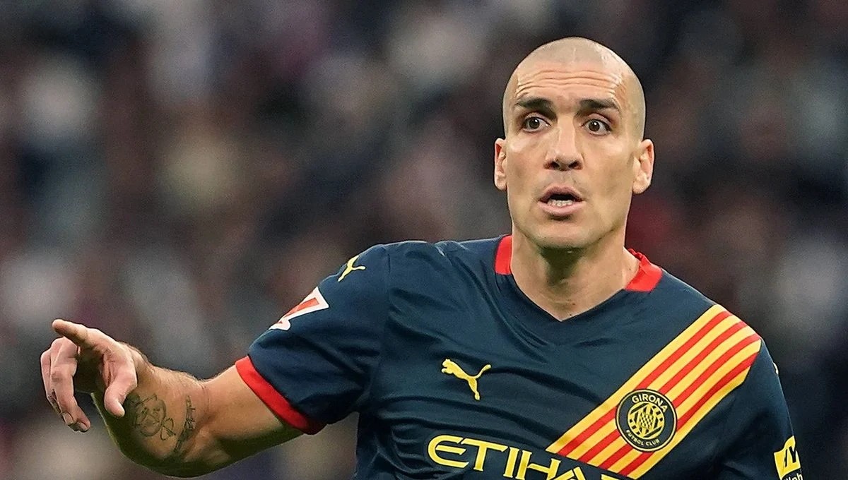 Oriol Romeu causará baja ante el Barcelona por la cláusula del miedo Oriol Romeu causará baja ante el Barcelona por la cláusula del miedo