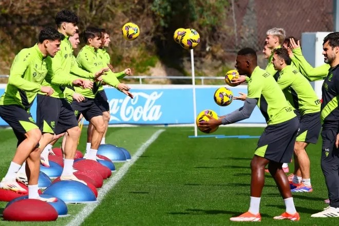 Última hora sobre Aguerd, Zubeldia, Becker, Brais Méndez y Zakharyan Última hora sobre Aguerd, Zubeldia, Becker, Brais Méndez y Zakharyan