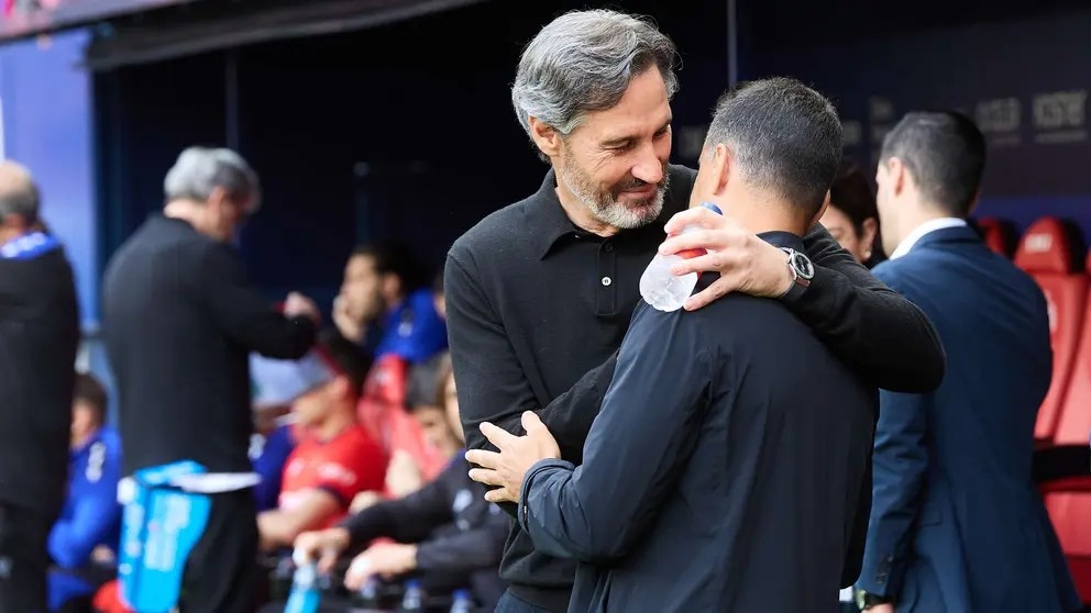 Vicente Moreno sobre Budimir, Bryan Zaragoza, Abel Bretones y Unai García Vicente Moreno sobre Budimir, Bryan Zaragoza, Abel Bretones y Unai García