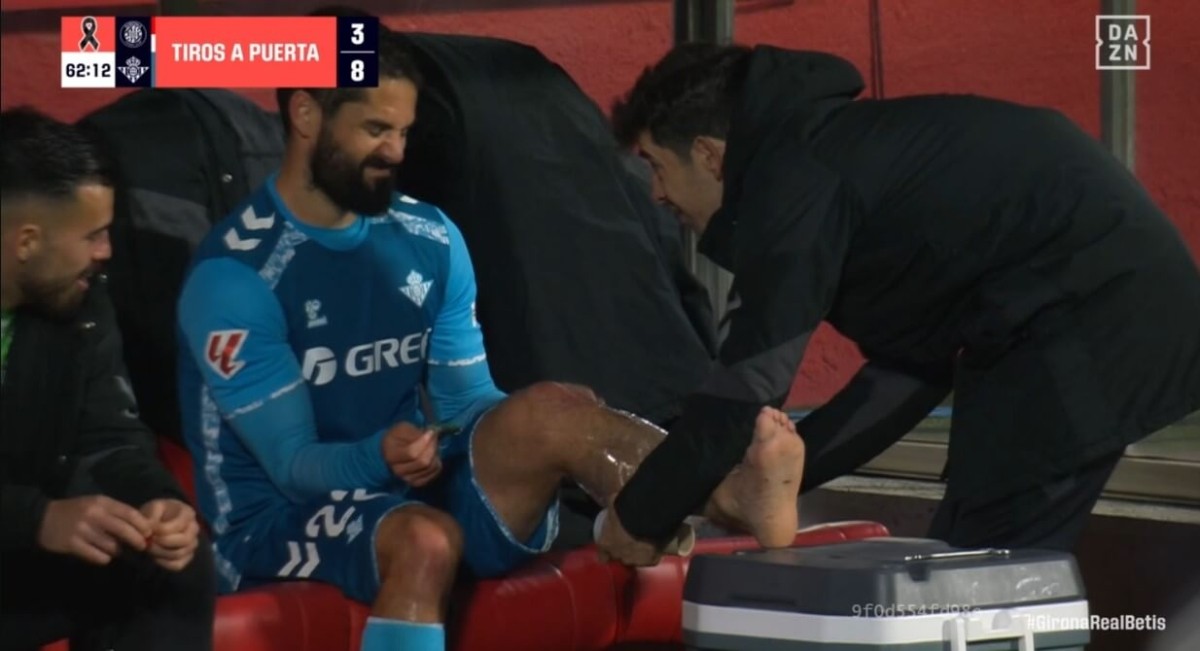 Precaución en el Betis con Isco por molestias musculares Precaución en el Betis con Isco por molestias musculares