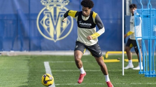 Buchanan vuelve al grupo y Barry no entrena.