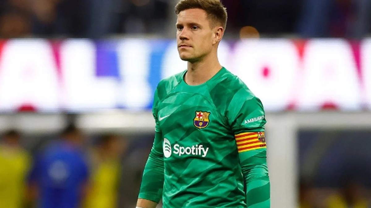 Ter Stegen lo tiene claro: ni escucha ofertas, ni busca equipo, se queda en el Barcelona Ter Stegen lo tiene claro: ni escucha ofertas, ni busca equipo, se queda en el Barcelona