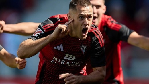 El Alavés tiene en su agenda a Izeta