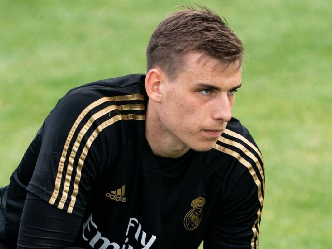Lunin tiene claro su futuro ¿Seguirá en el Real Madrid? Lunin tiene claro su futuro ¿Seguirá en el Real Madrid?