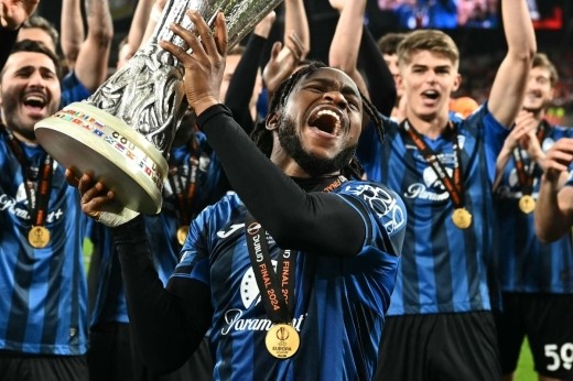 El Atlético está pendiente de Lookman