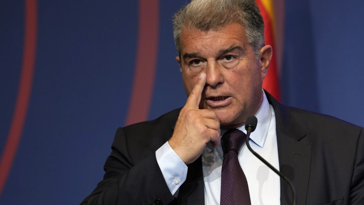 El Barça, multado con 15 millones por saltarse el Fair Play de la UEFA El Barça, multado con 15 millones por saltarse el Fair Play de la UEFA