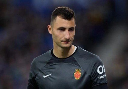 El Olympique de Lyon se lanza a por Dominik Greif
