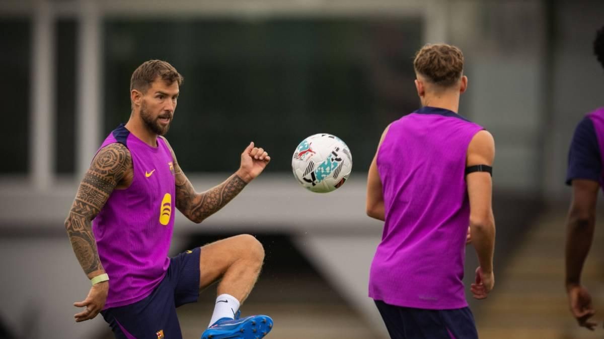 Iñigo Martínez y Fermín no completan el entrenamiento por molestias Iñigo Martínez y Fermín no completan el entrenamiento por molestias