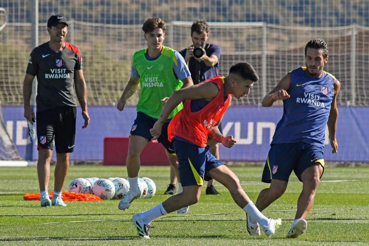 Simeone ensaya un once muy titular con vistas a la jornada 1 ante el Espanyol