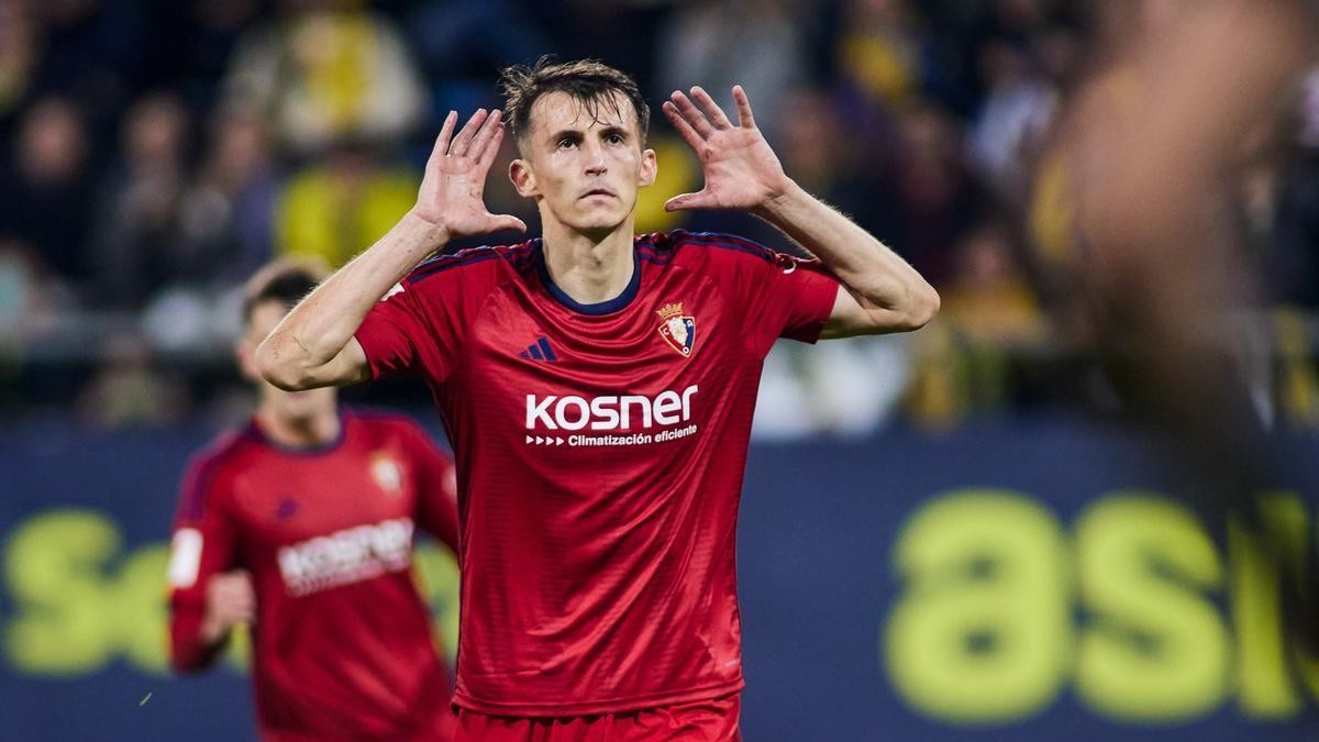 Guía Fantasy de la plantilla, alineación tipo y recomendables de CA Osasuna temporada 25/26. 1° parón de selecciones.