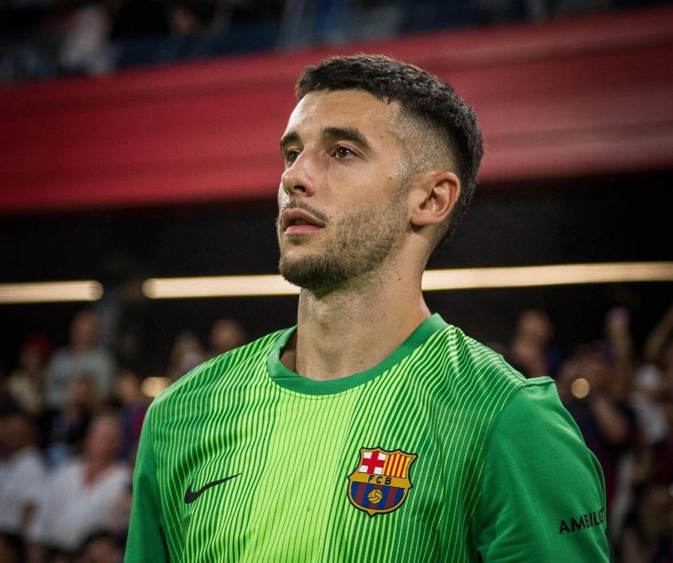 LaLiga confirma la baja de larga de duración de Ter Stegen y el Barça inscribirá a Joan García LaLiga confirma la baja de larga de duración de Ter Stegen y el Barça inscribirá a Joan García