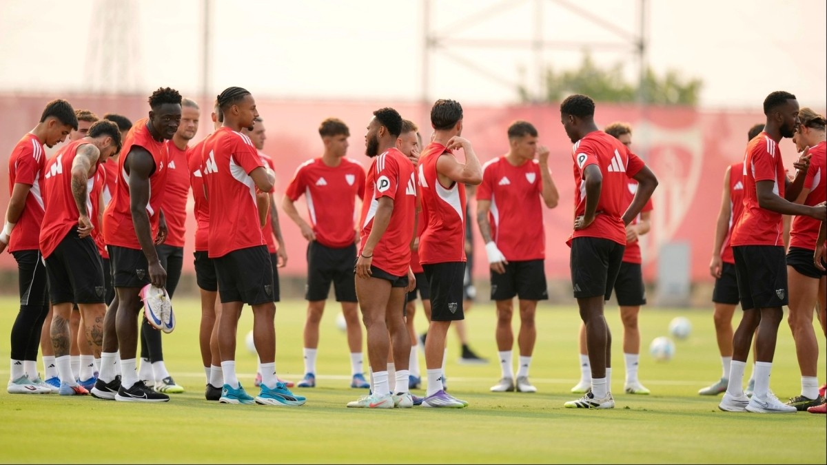Se confirman dos nuevas lesiones en el Sevilla Se confirman dos nuevas lesiones en el Sevilla