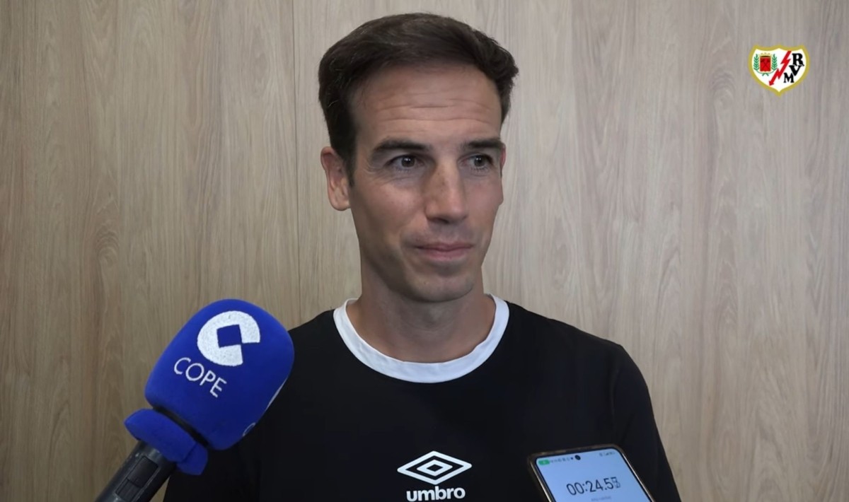 Iñigo Pérez confirma las molestias de Luiz Felipe y Óscar Valentín y habla sobre las rotaciones y el Neman Grodno Iñigo Pérez confirma las molestias de Luiz Felipe y Óscar Valentín y habla sobre las rotaciones y el Neman Grodno