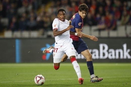 Stanis Idumbo se marcha del Sevilla y pone rumbo al Monaco