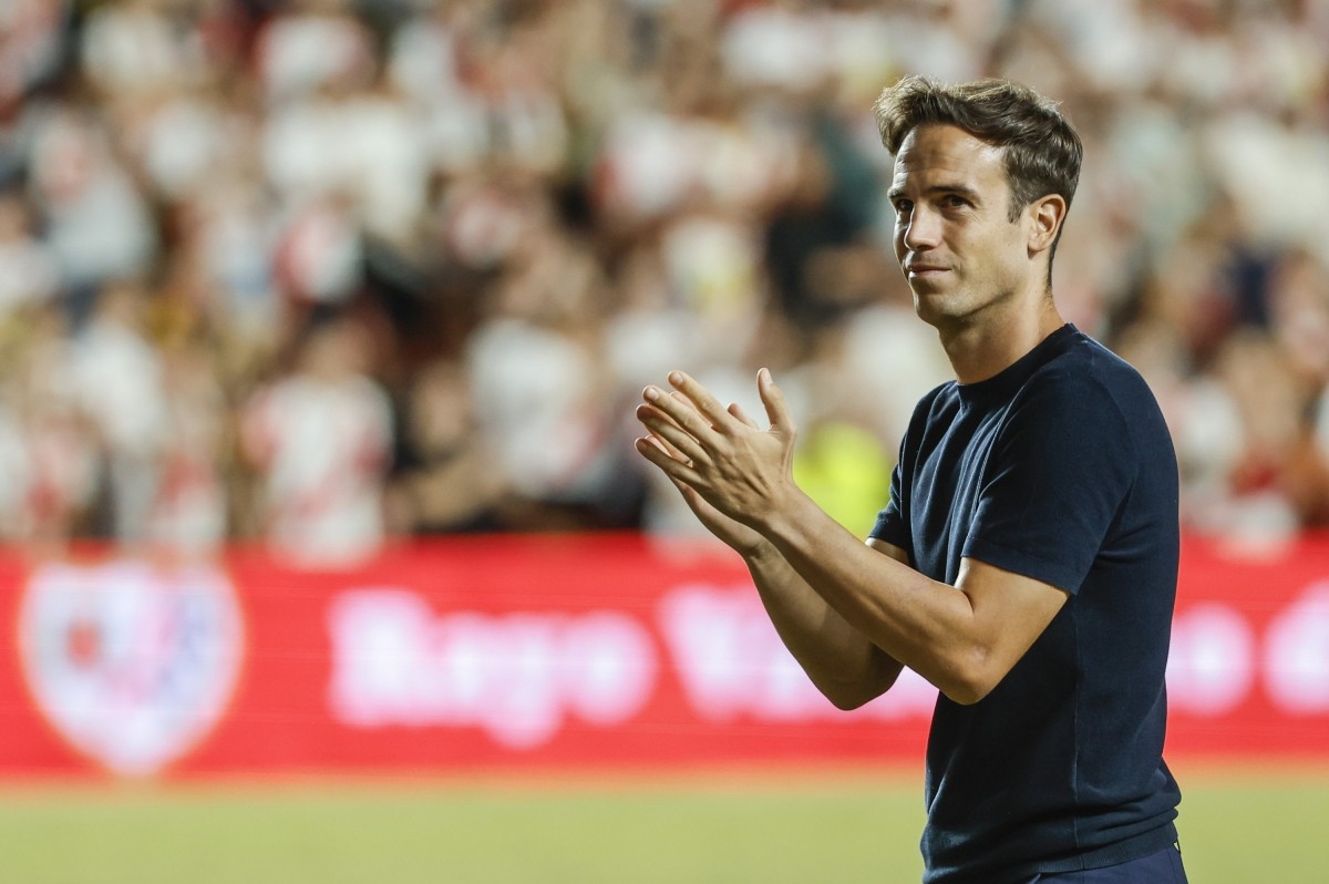 Iñigo Pérez sobre Álvaro García, Fran Pérez, Vertrouwd, la clasificación, las rotaciones y el Barcelona Iñigo Pérez sobre Álvaro García, Fran Pérez, Vertrouwd, la clasificación, las rotaciones y el Barcelona