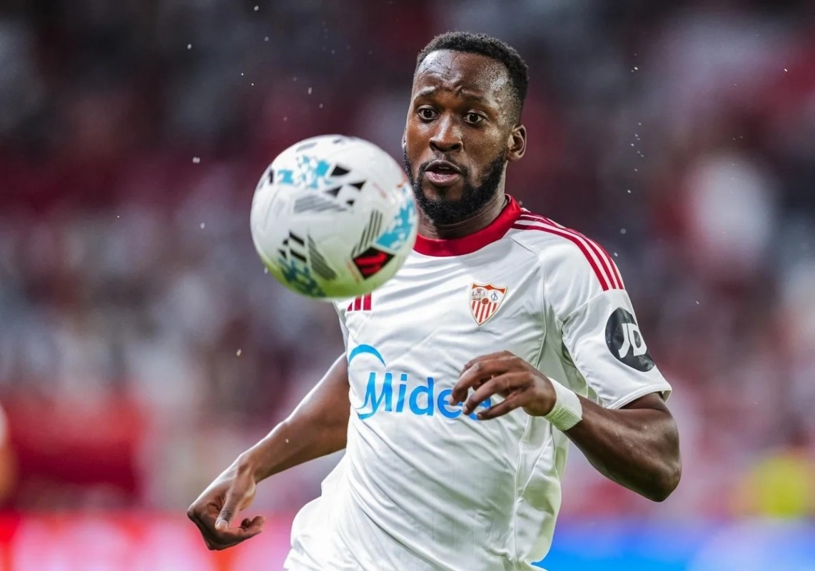 El Sevilla acelera la venta de Dodi Lukebakio al Benfica