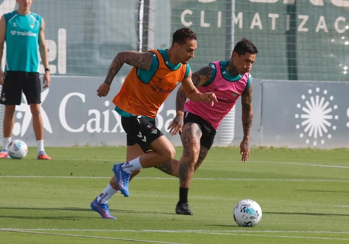 Antony, listo para ser titular ante el Levante Antony, listo para ser titular ante el Levante