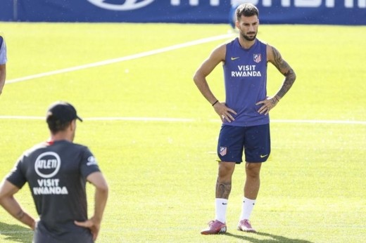 El Atlético fija las fechas de regreso de Álex Baena y Giménez