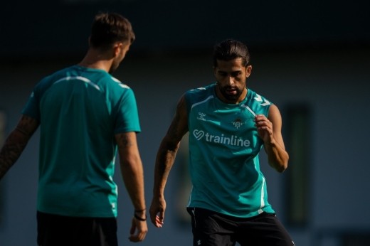 Nueva baja importante en el entrenamiento del Betis y última hora sobre Deossa y Ricardo Rodríguez