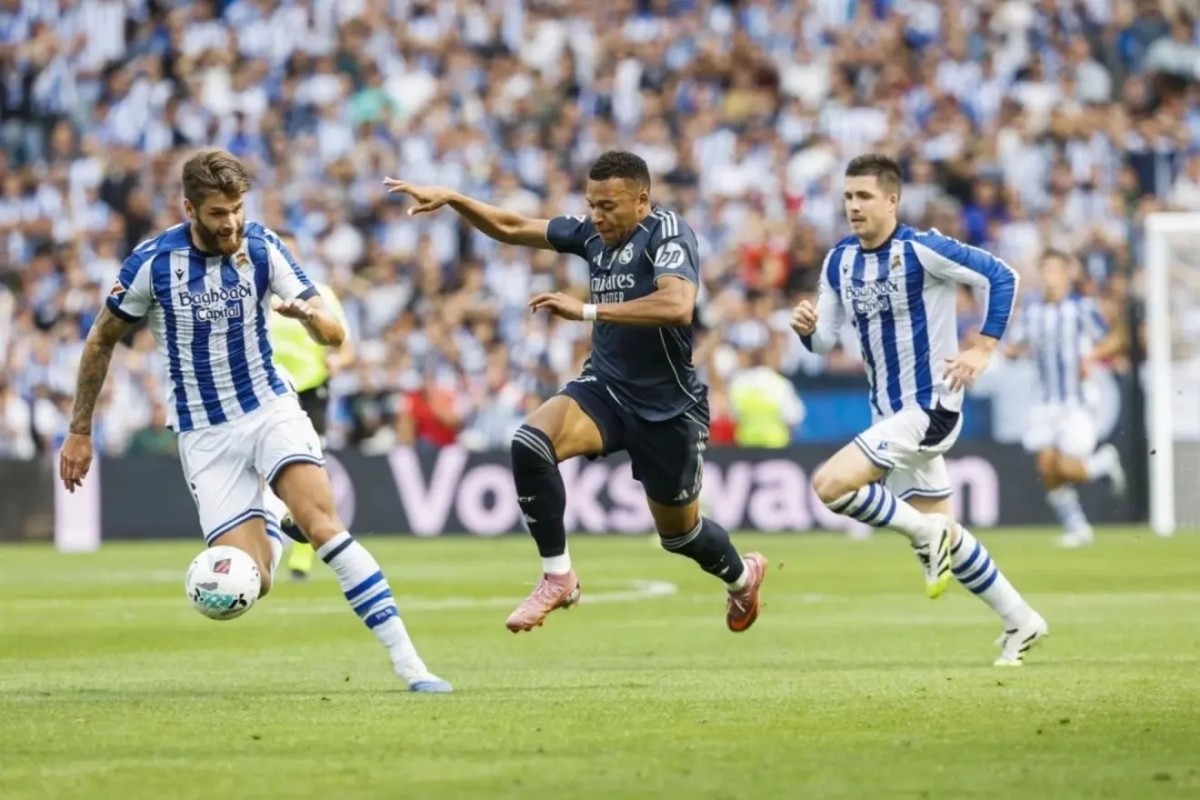 La Real Sociedad pierde a dos defensas y se encienden las alarmas