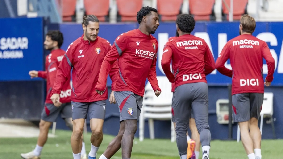 Osasuna suma una nueva baja muy importante en el entrenamiento de este martes Osasuna suma una nueva baja muy importante en el entrenamiento de este martes