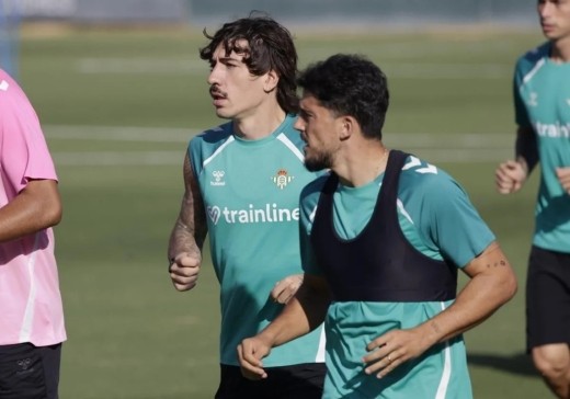 Pellegrini recupera a un jugador importante en el entrenamiento de este viernes Pellegrini recupera a un jugador importante en el entrenamiento de este viernes