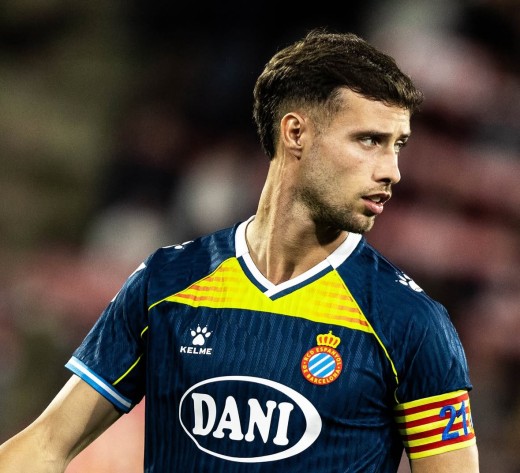 Alarma Javi Puado en el Espanyol por problemas en la rodilla