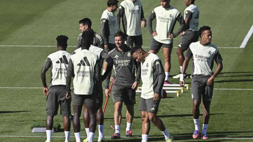 Novedades en el entrenamiento del Real Madrid: Huijsen, Asencio, Carvajal, Arnold y Ceballos