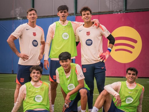 Nueva baja en el entrenamiento del Barcelona y última hora sobre Joan García Nueva baja en el entrenamiento del Barcelona y última hora sobre Joan García