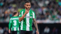 El Betis recurrirá la tarjeta amarilla que vio Natan ante el Valencia El Betis recurrirá la tarjeta amarilla que vio Natan ante el Valencia