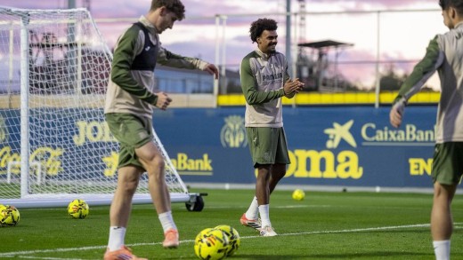 Última hora sobre las molestias de Mouriño y nueva baja en el entrenamiento del Villarreal