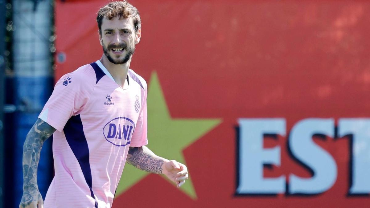 Calero sigue sin entrenar con el grupo a dos días de recibir al Rayo Vallecano